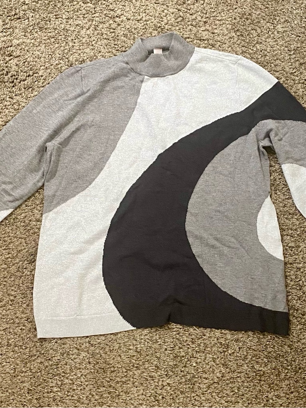 Chico's Men's Gray, Light Gray & Black Abstract Turtleneck Sweater